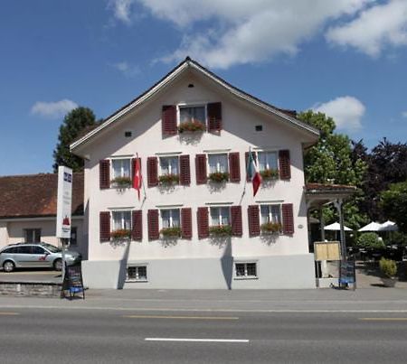 Hotel Ristorante Schloessli Meggen Ngoại thất bức ảnh
